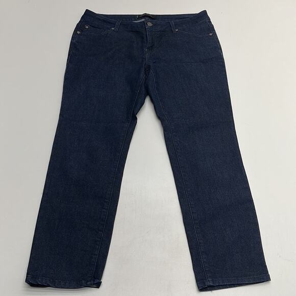 MAX JEANS Women’s 8 Crop Length Blue Jeans - Picture 3 of 4